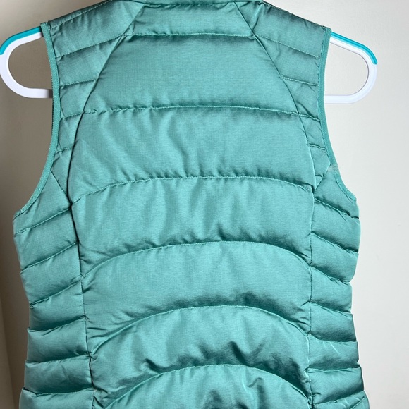 Patagonia Down Vest - Picture 5 of 11